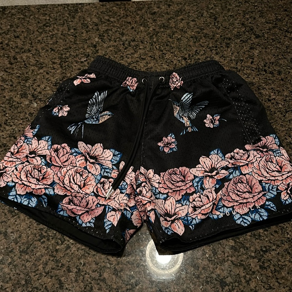YOUNGLA 141 “Hummingbird Nest” The Block Party Men’s Shorts Relaxed Fit Size S